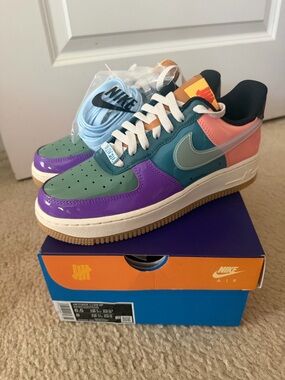 Nike Air Force 1 Low SP Patent Leather Undefeated Sneakers